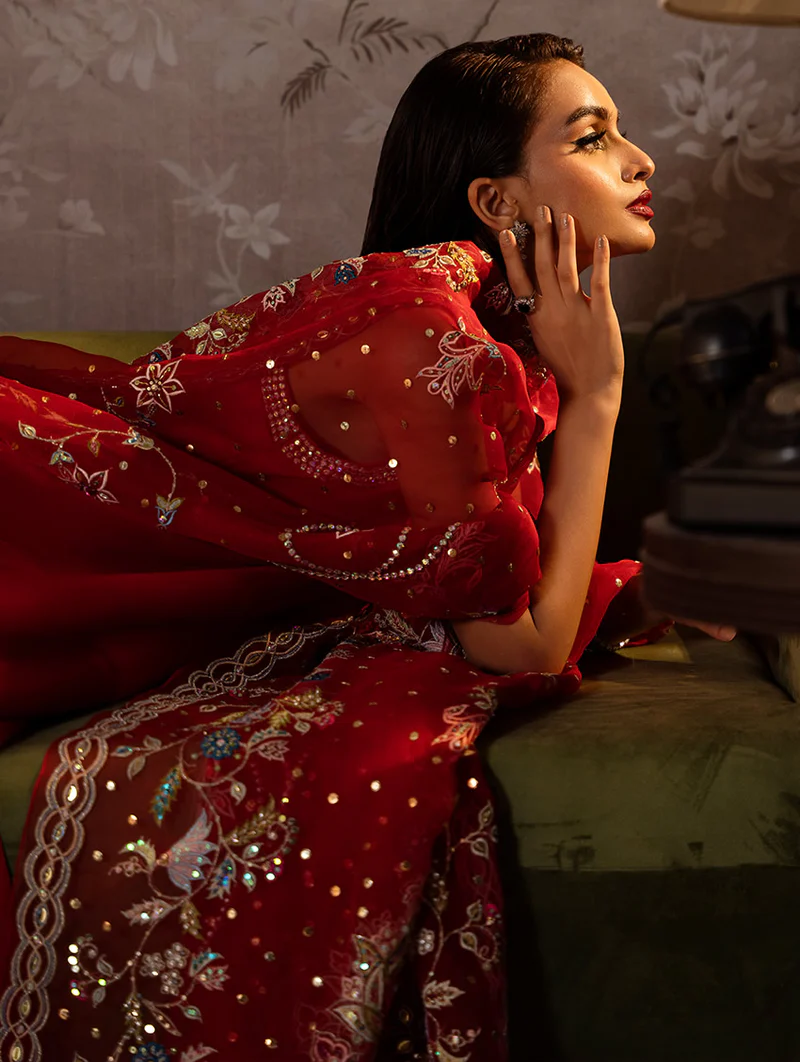 7-850x1128_7998443a-46d3-4420-b592-c5c7ce32dfcc LIRO