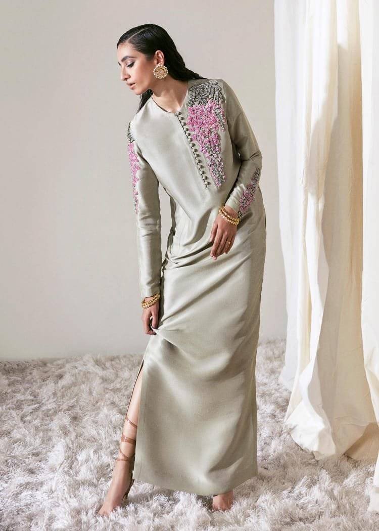 WhatsApp Image 2024-11-22 at 10.27.53 PM VELORIA