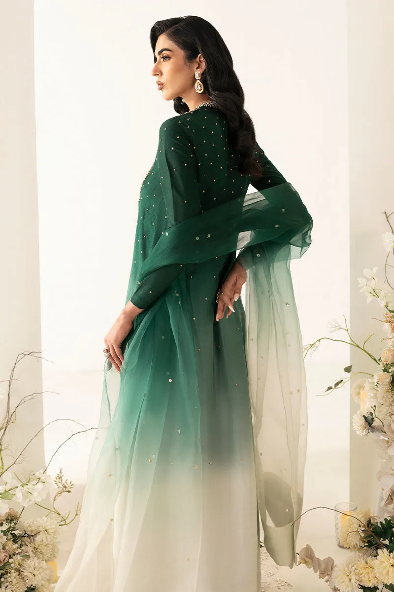 6️⃣ Green Embellished Kaftan Showcasing Ombre Effect & Sequin Spray Dupatta