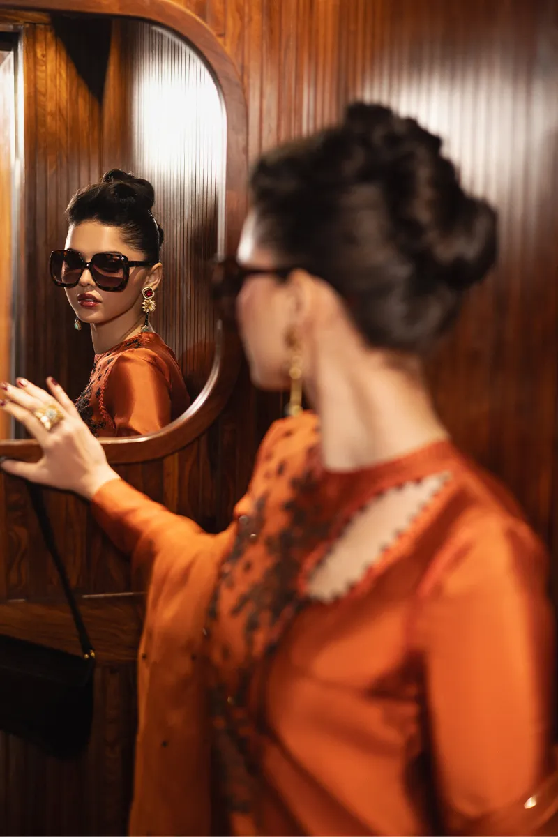 Tangerine Embroidered Silk Outfit ???? – Elegant Keyhole Neckline ????