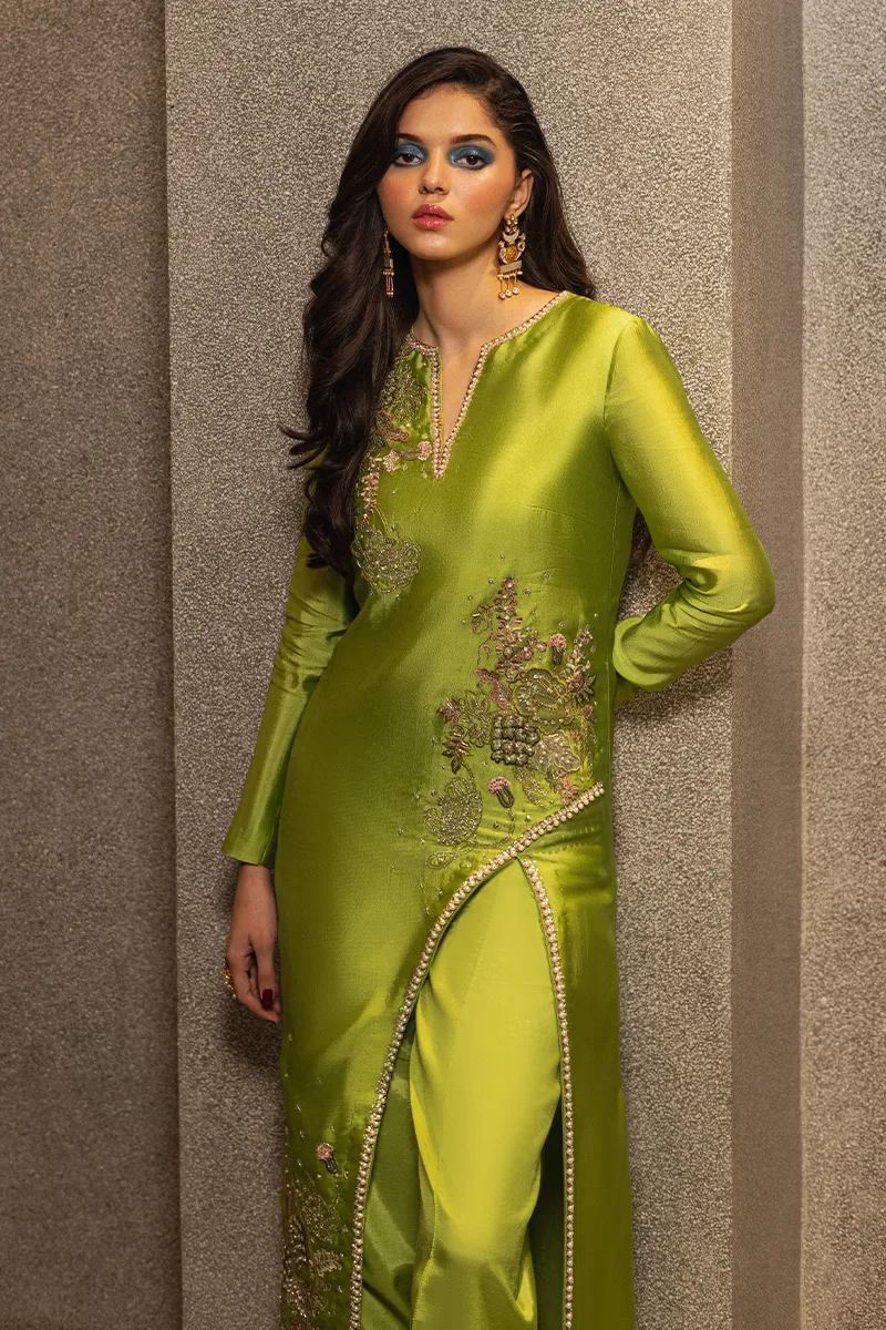 Parrot Green Embroidered Silk Outfit 💚 Limited Edition Must-Have!