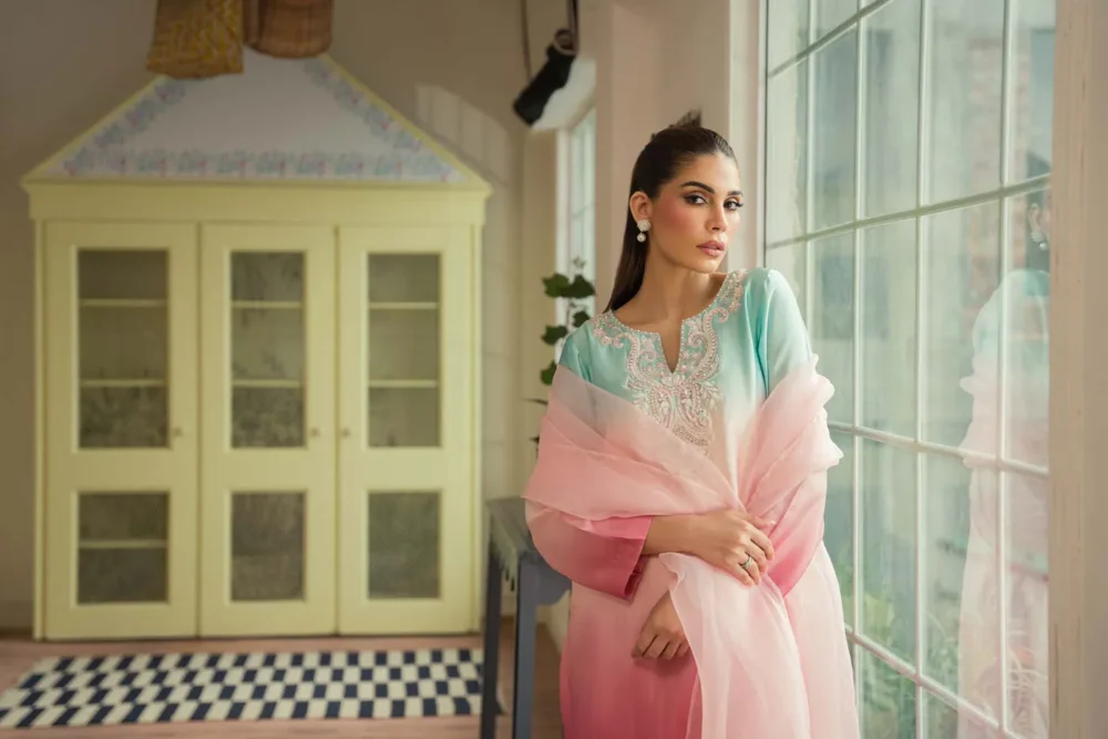 5️⃣ Embroidered Sheesha Silk Suit with Shimmering Sequins & Katdana Details