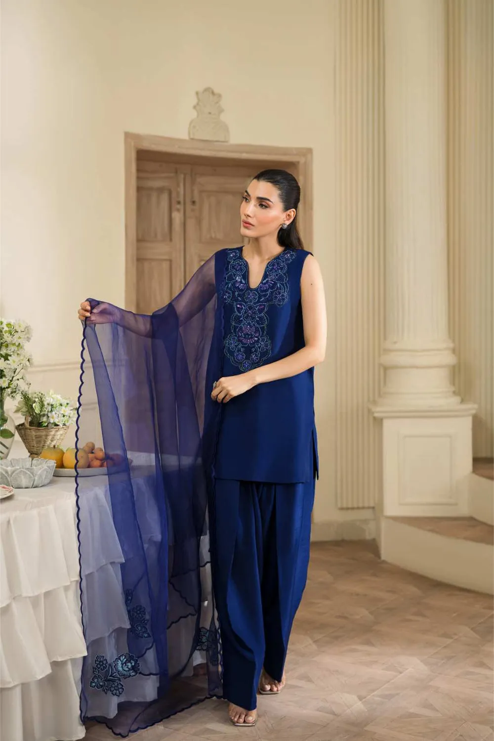 4️⃣ Embroidered Korean Raw Silk Suit – A Luxury 3-Piece Outfit for Special Occasions