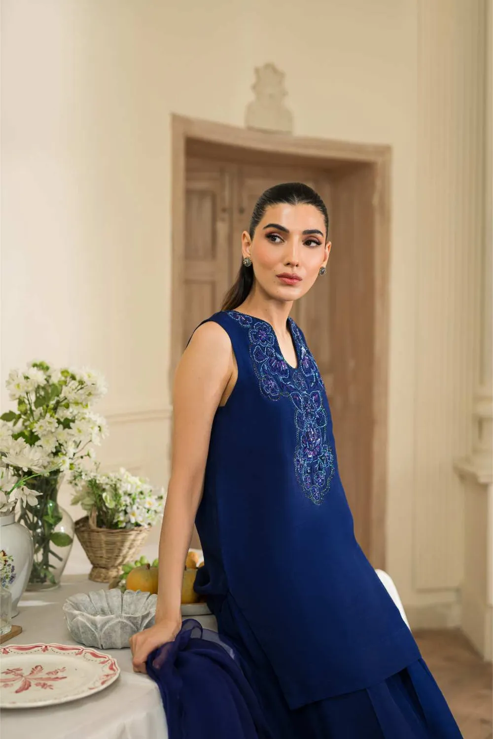 5️⃣ Embroidered Korean Raw Silk Suit with Scalloped Organza Dupatta & Hand Embellishments