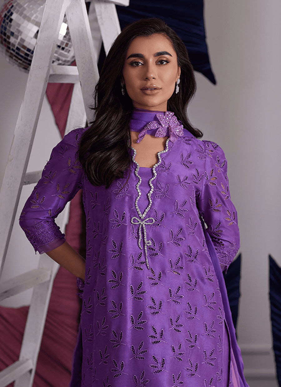 Grape Elegance 2025 raw silk shalwar fashion look