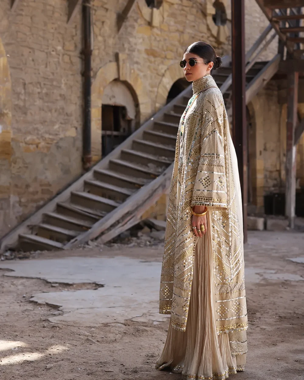 "✨Mukéva-Mukesh-Work-Detail"