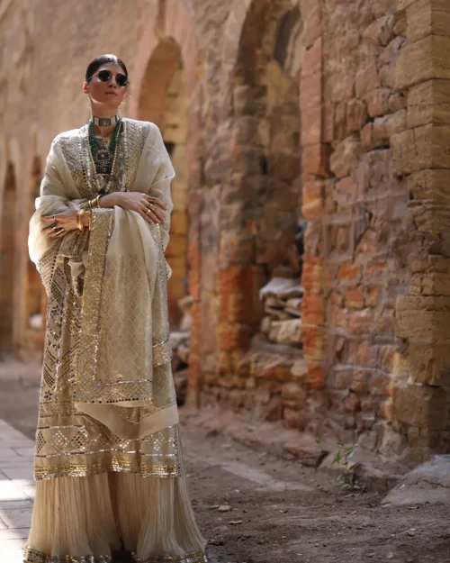 "✨Mukéva-Mukesh-Work-Detail"