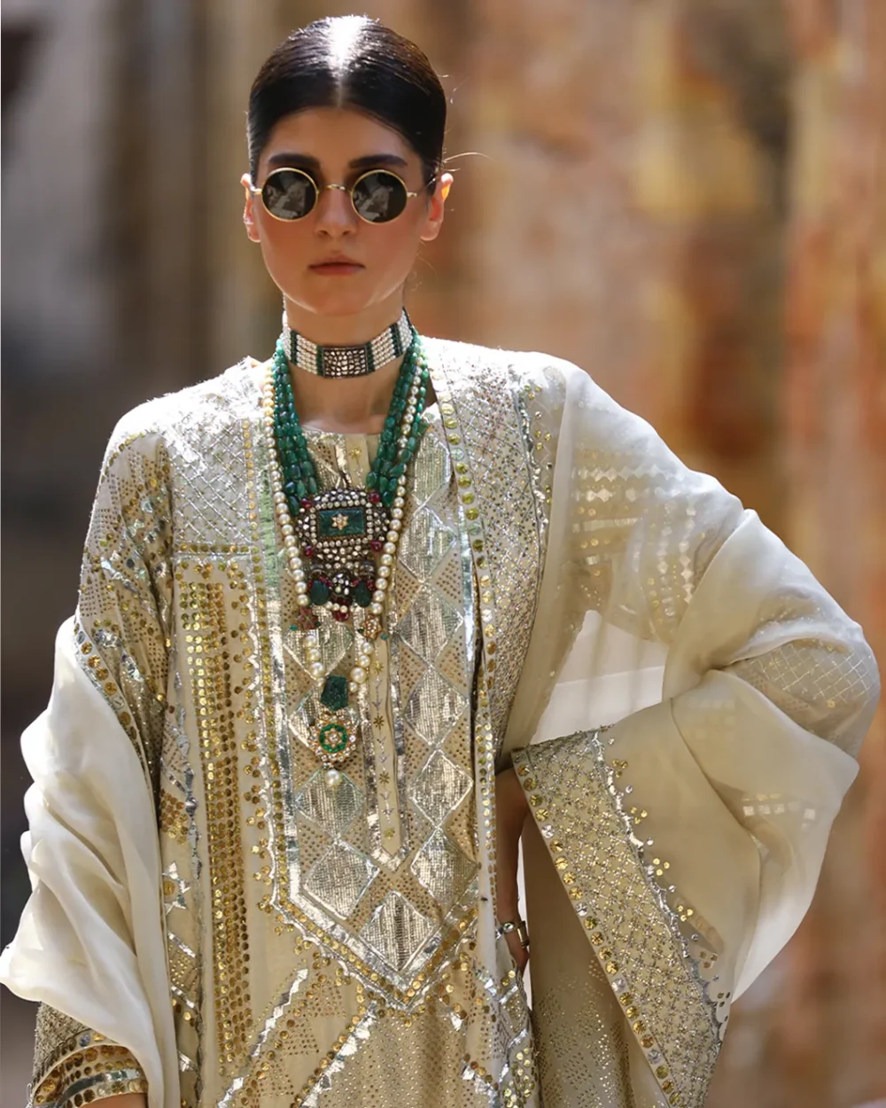 "✨Mukéva-Mukesh-Work-Detail"