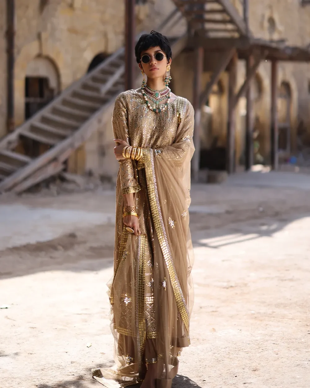 "✨Mukéza-Mukesh-Work-Detail"