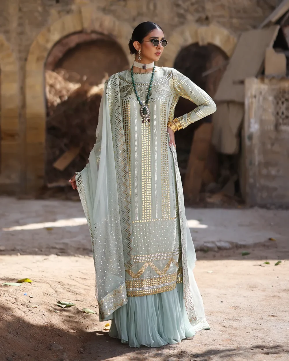 "✨Mintéza-Mukesh-Work-Detail"