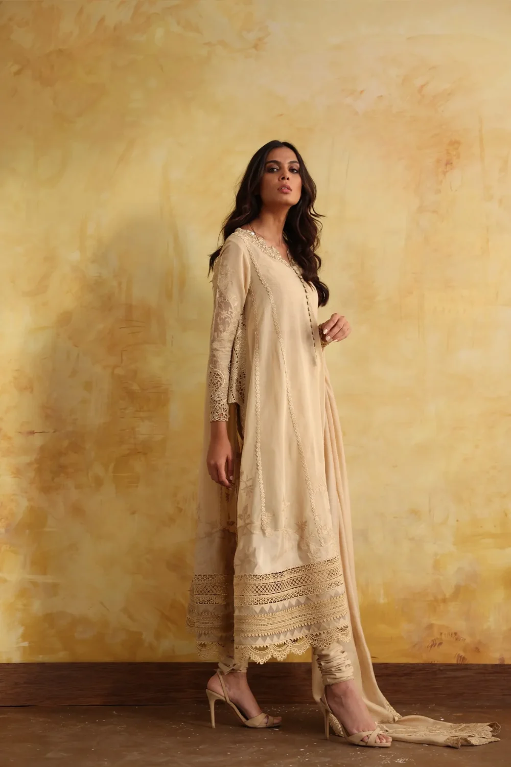 "✨Láceva-Lace-Close-Up-Details"