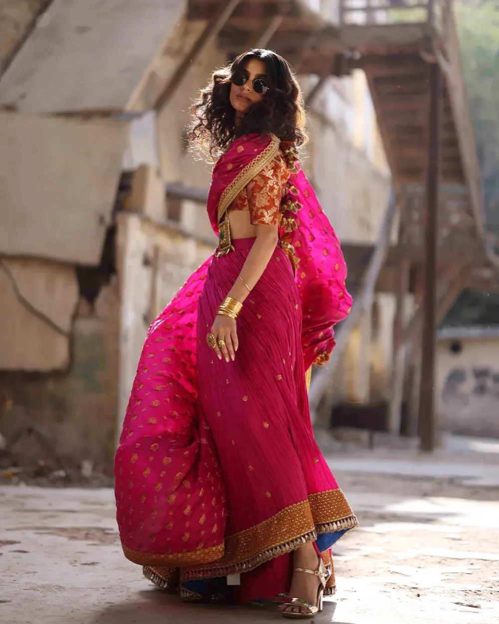 "✨Rustéza-Gota-Sequins-Border"