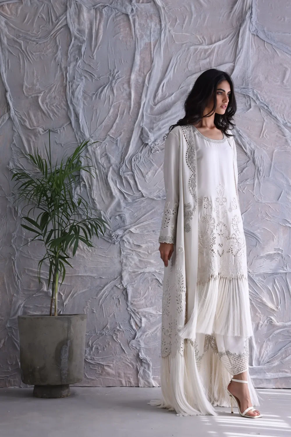 "✨Whítéza-Cutwork-Embroidery"