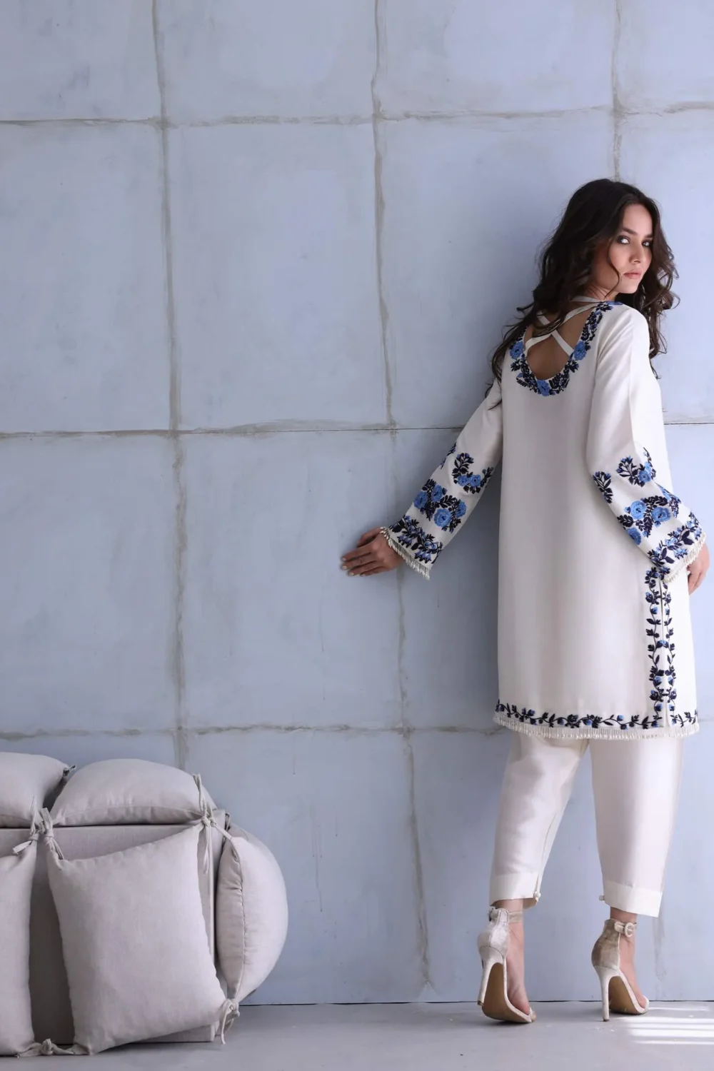 "✨Bluéva-Close-Up-Blue-Embroidery"