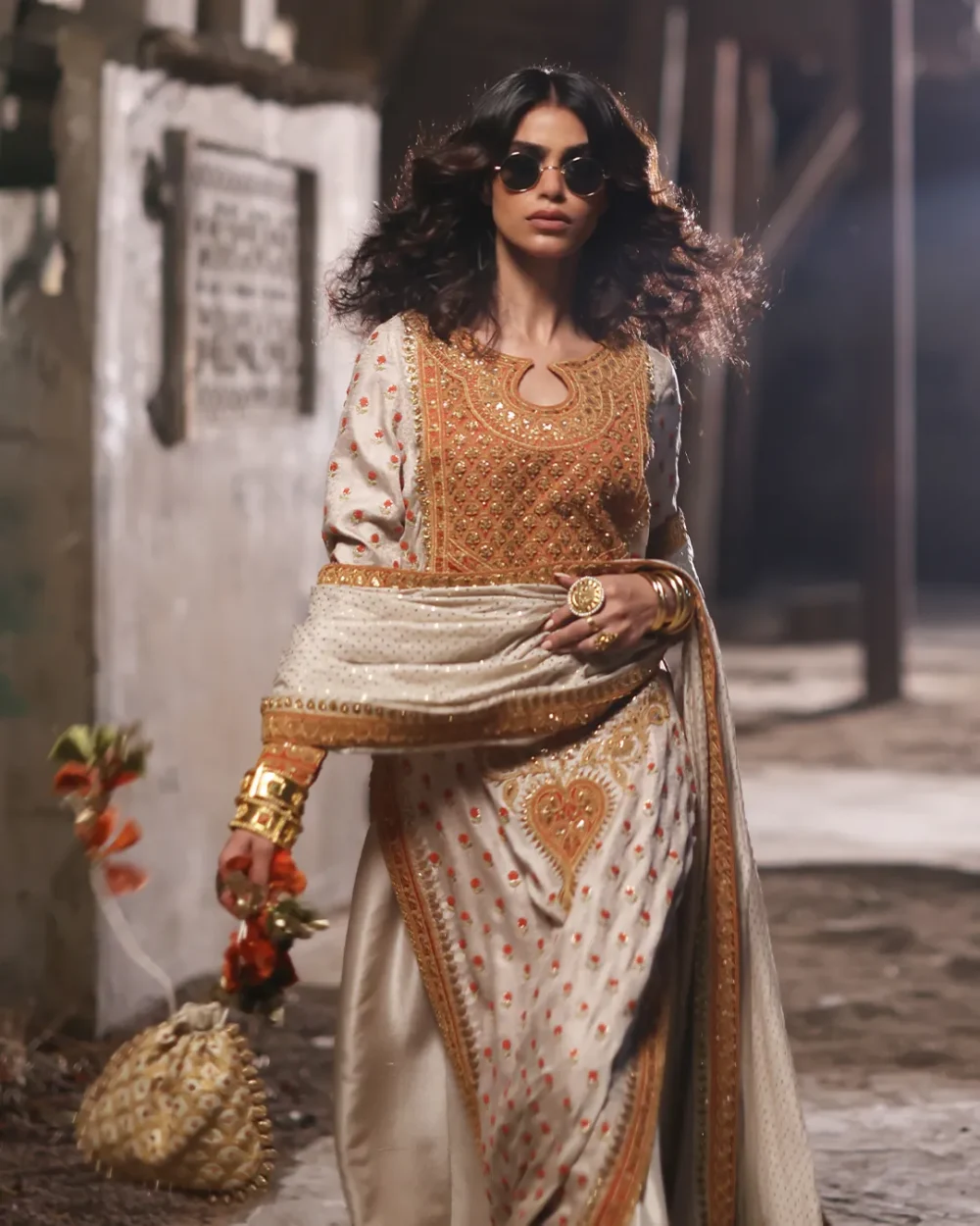 "✨Orivéza-Kaamdani-Sprinkle-Detail"