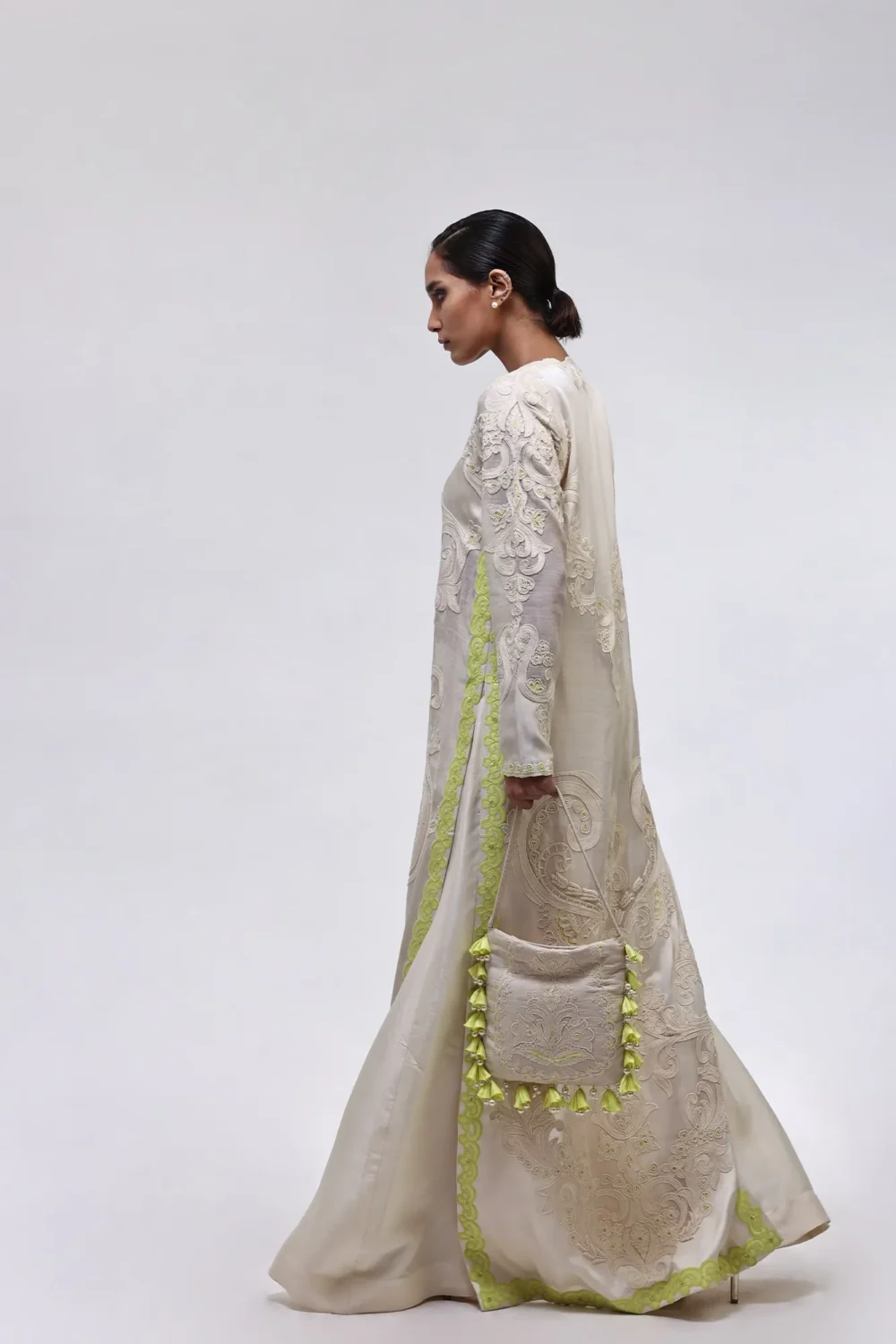 "✨Neónza-Neon-Embroidery-Detail"