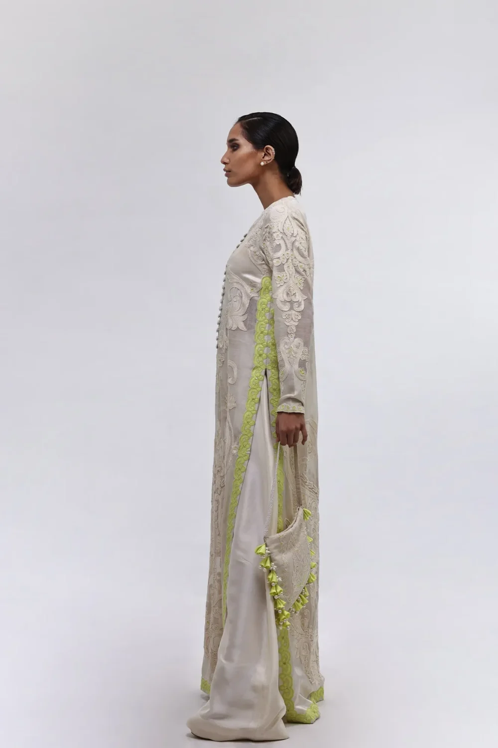 "✨Neónza-Neon-Embroidery-Detail"