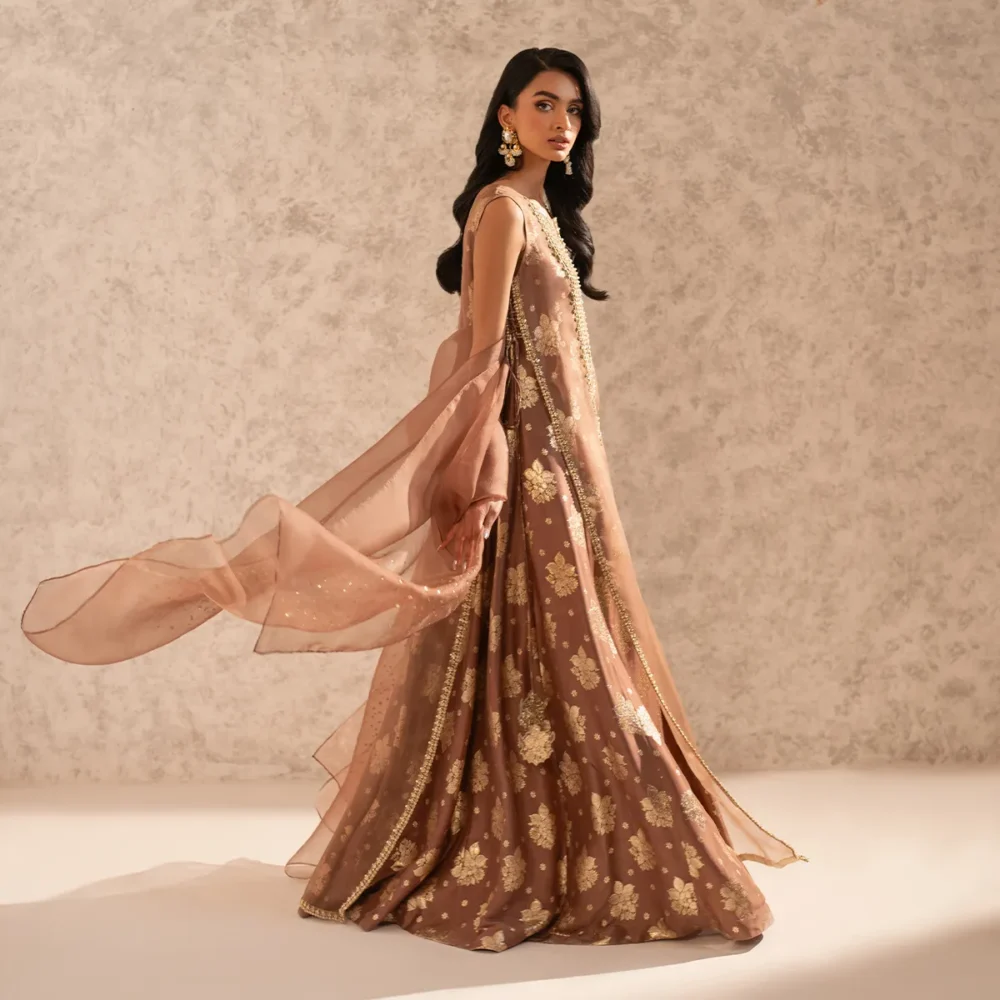 "✨Mocéza-Gold-Embroidery-Detail"