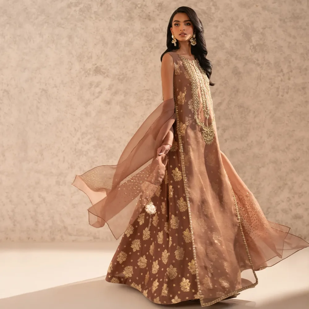 "✨Mocéza-Gold-Embroidery-Detail"