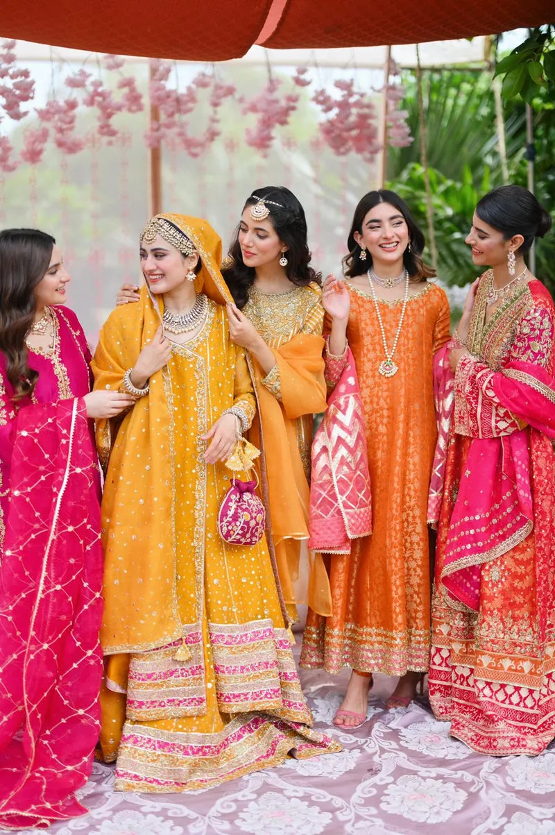 WhatsAppImage2022-09-14at3.12.50 (1) Mehndi