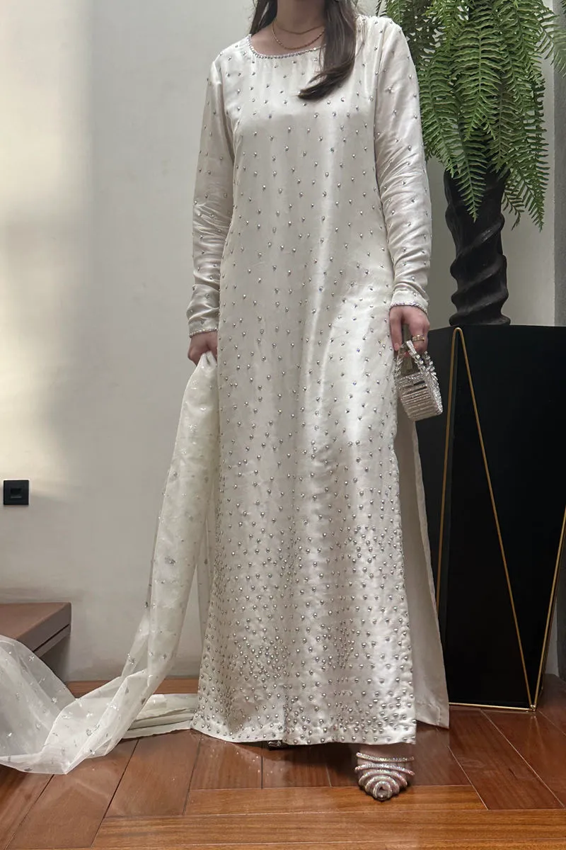 0003576_zuri-ivory Almas-UA