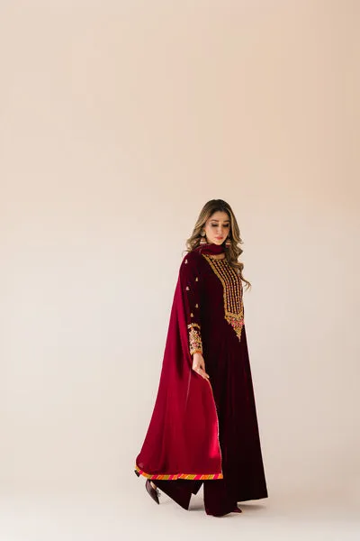 Deep Plum Long Velvet Maxi with Kora Dabka Embellishment and Silk Dupatta.