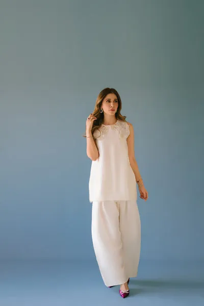 Lavender Pure Raw Silk Short Shirt with 3D Shoulder Embellishments and Scalloped Organza Dupatta.