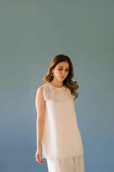 Lavender Pure Raw Silk Short Shirt with 3D Shoulder Embellishments and Scalloped Organza Dupatta.