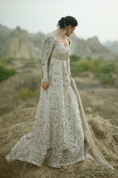 silver lehenga for bride tissue brocade skirt tissue organza dupatta walima Hammad Bespoke Official