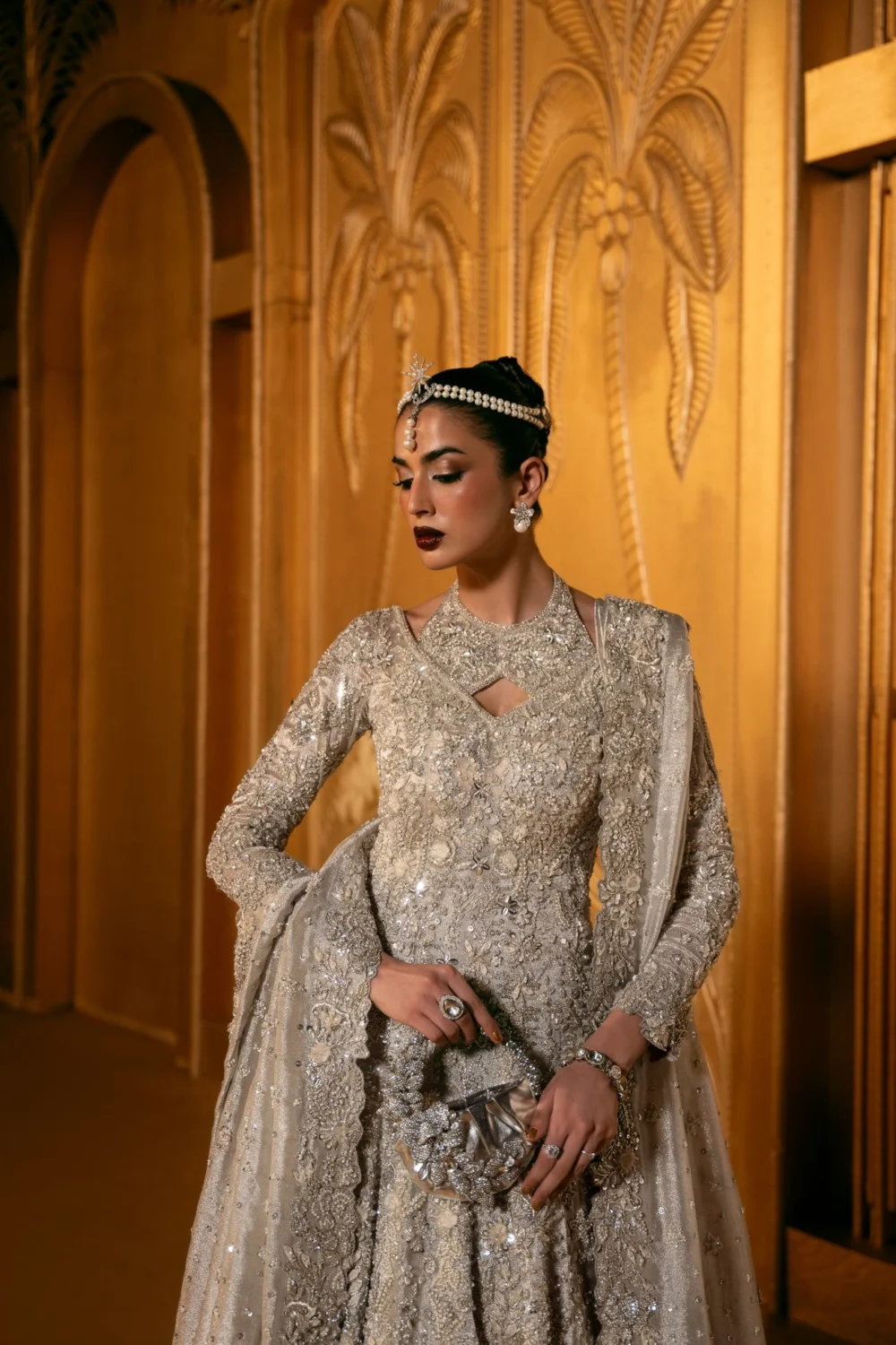 silver-net-nikkah-dress-bodice-detail-zardozi-tilla-crystal-master-artisan-hammad-bespoke-official.webp silver net nikkah dress bodice detail Zardozi Tilla crystal Master Artisan Hammad Bespoke Official