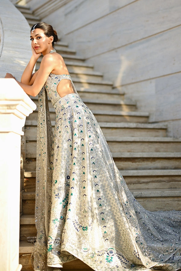 halter neck bridal dress open back tulle dupatta zardozi border walima atelier Hammad Bespoke Official