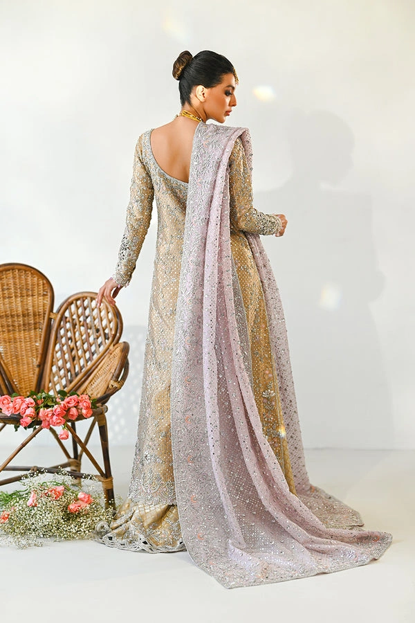 lehenga for marriage reception lilac organza dupatta trail back view brocade skirt scalloped hem HBO