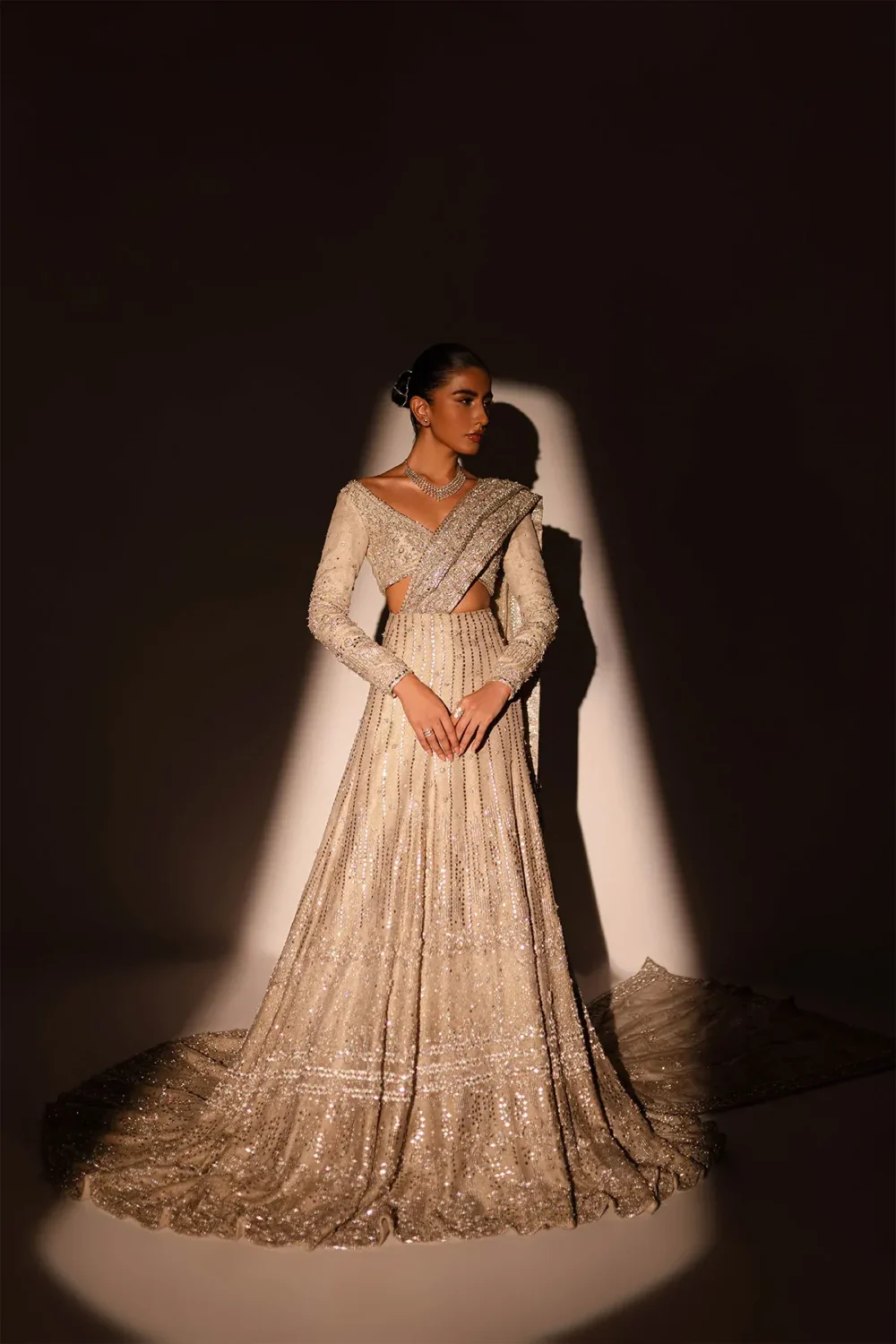gold-silver-lehenga-choli-wedding-mokaish-sequin-geometric-floral-bridal-hammad-bespoke-official.webp lehenga choli wedding Mokaish sequin geometric floral bridal Hammad Bespoke Official