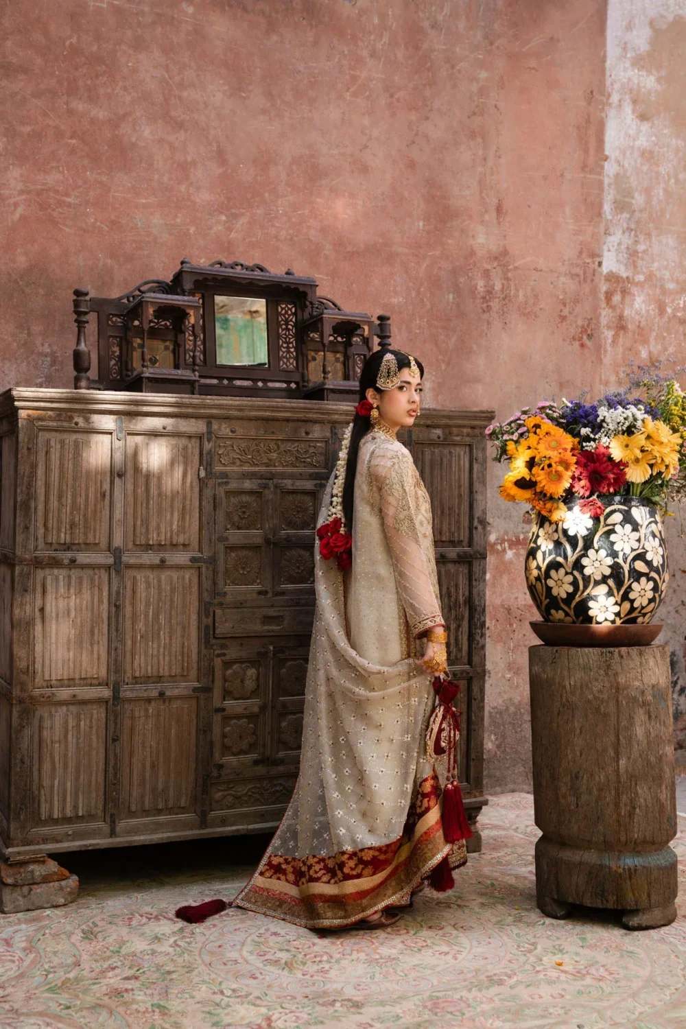 jamawar suit ivory kurta jamavar azaar crimson gold brocade barat Hammad Bespoke Official