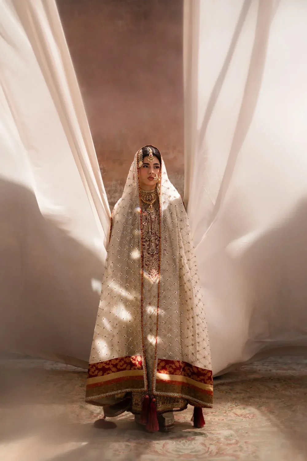 jamawar suit ivory net kurta zardozi kamdani dupatta bridal Hammad Bespoke Official Multan atelier
