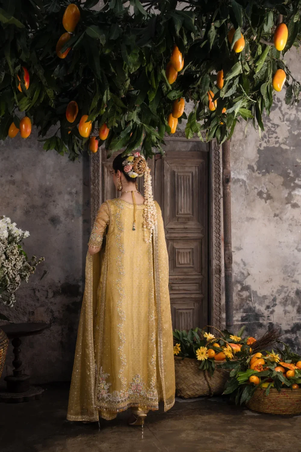 back-view-sheer-cape-dupatta-floral-scalloped-border-pishwas-dress-mustard-organza-hammad-bespoke-official.webp back view sheer cape dupatta floral scalloped border pishwas dress mustard organza Hammad Bespoke Official