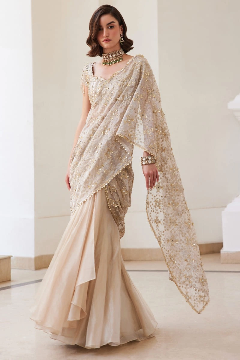 pre-draped-saree-ivory-silk-petticoat-underskirt-full-length-bridal-hammad-bespoke-official.webp pre draped saree ivory silk petticoat underskirt full length bridal Hammad Bespoke Official