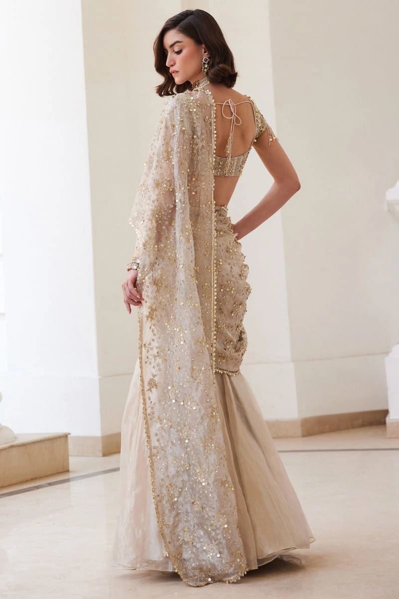 pre-draped-saree-champagne-tissue-open-back-tie-blouse-gota-border-hammad-bespoke-official.webp pre draped saree champagne tissue open back tie blouse gota border Hammad Bespoke Official
